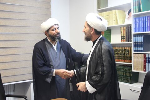 تصاویر / دیدار مسئول مرکز راهبردی جذب حوزه های علمیه کشور با نماینده ولی فقیه در استان قزوین