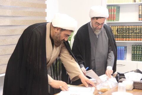 تصاویر / دیدار مسئول مرکز راهبردی جذب حوزه های علمیه کشور با نماینده ولی فقیه در استان قزوین