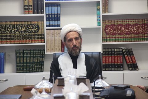 تصاویر / دیدار مسئول مرکز راهبردی جذب حوزه های علمیه کشور با نماینده ولی فقیه در استان قزوین