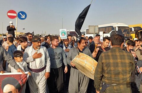 تصاویر/کاروان «رهروان روح‌الله» از استان کردستان عازم حرم مطهر امام (ره) شد