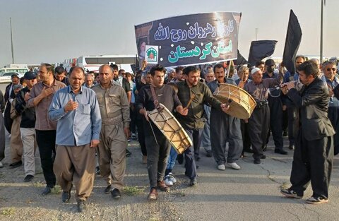 تصاویر/کاروان «رهروان روح‌الله» از استان کردستان عازم حرم مطهر امام (ره) شد