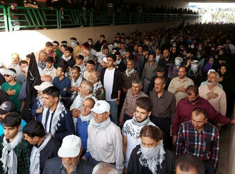 تصاویر/کاروان «رهروان روح‌الله» از استان کردستان عازم حرم مطهر امام (ره) شد