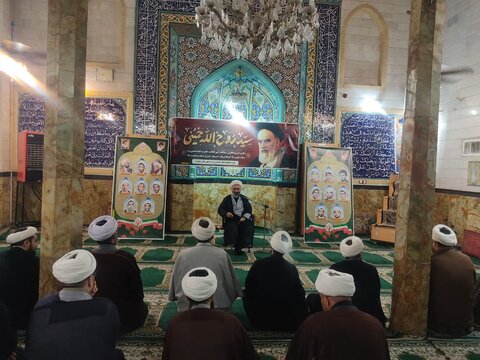 گردهمایی‌ روحانیون نهاوند بمناسبت گرامیداشت ارتحال حضرت امام خمینی (ره)