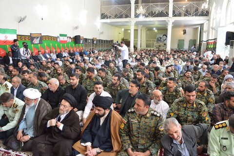 تصاویر برگزاری مراسم بزرگداشت سالگرد ارتحال ملکوتی حضرت امام (ره) در مدرسه علمیه کمالیه خرم آباد