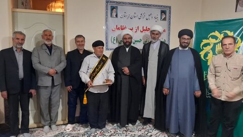 تکریم از هشت پیرغلام حسینی (ع) هیات زنجیرزنی حضرت حسین ابن علی (ع) خرم آباد