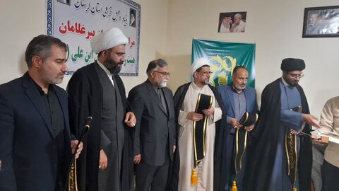 تکریم از هشت پیرغلام حسینی (ع) هیات زنجیرزنی حضرت حسین ابن علی (ع) خرم آباد