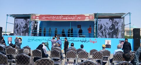 تصاویر/حضور طلاب مدرسه علمیه الهیه ساوه در مراسم رحلت امام خمینی (ره)