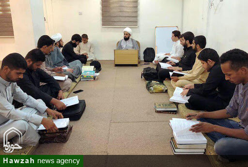 فراخوان پذیرش طلبه در مؤسسه آموزش عالی حوزوی ائمه اطهار(ع)