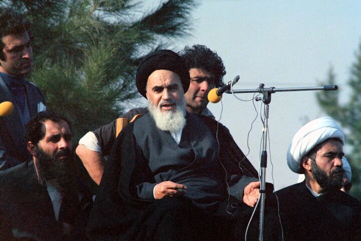 امام راحل احیاگر اسلام ناب محمدی بودند