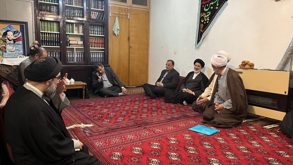دیدار حجت الاسلام والمسلمین عماد با نماینده ولی فقیه در گلستان و نماینده خبرگان رهبری در استان+تصاویر