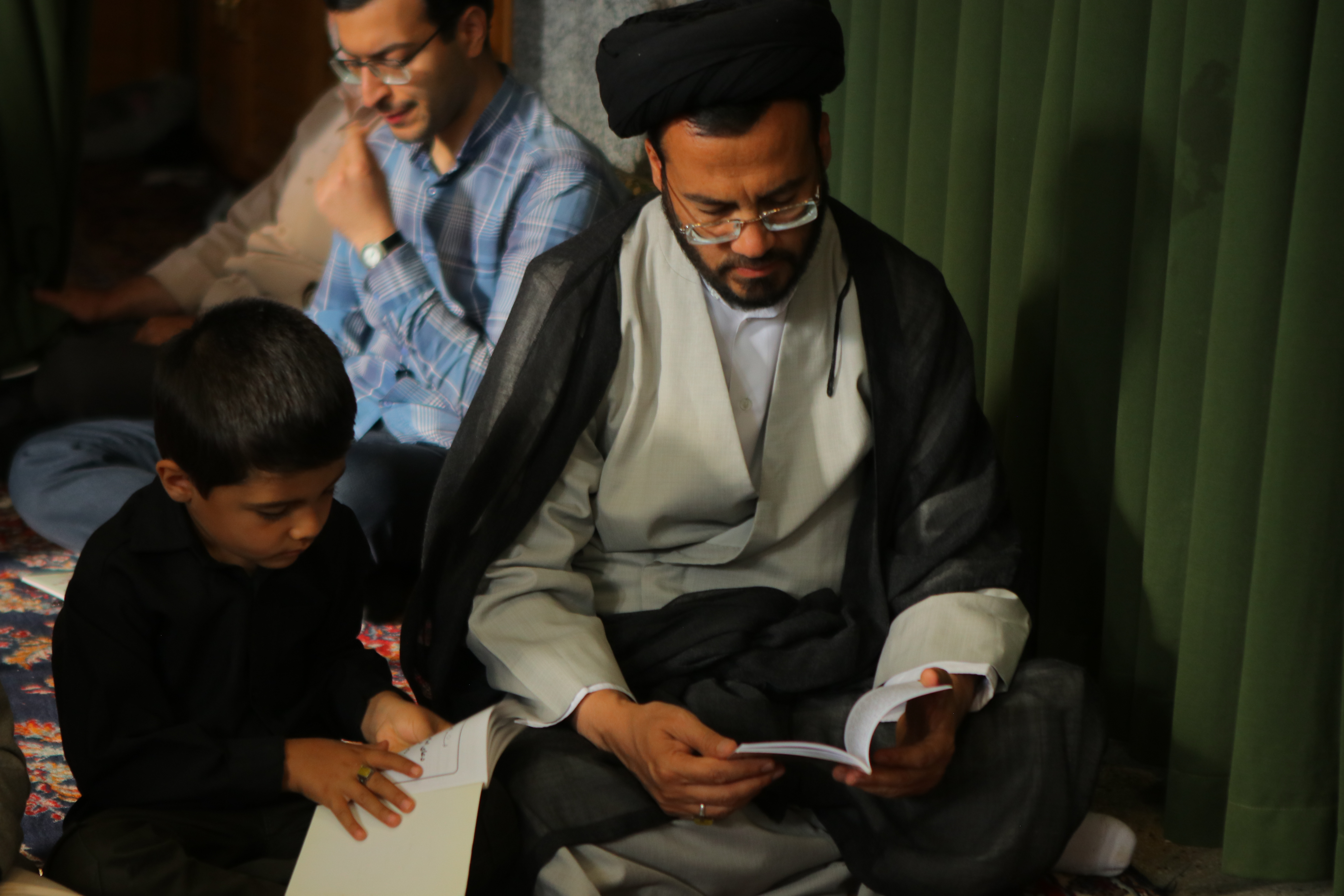تصاویر / مراسم قرائت دعای عرفه  در مدرسه علمیه آیت الله آخوند (ره) همدان