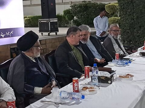 ایرانی قونصل خانہ اور خانۂ فرہنگ کے اشتراک سے امام خمینی کی 36 ویں برسی کی مناسبت سے تعزیتی اجلاس