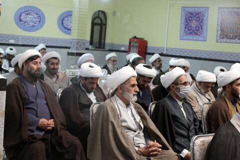 تصاویر/ نشست هم ‌اندیشی امامان جماعت مساجد شهر کرمانشاه