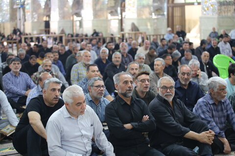 تصاویر| مراسم بزرگداشت قاری روشن دل شیرازی در حرم مطهر سیدعلاالدین حسین(ع)