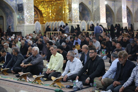 تصاویر| مراسم بزرگداشت قاری روشن دل شیرازی در حرم مطهر سیدعلاالدین حسین(ع)