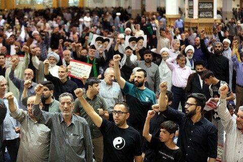 تصاویر/ راهپیمایی باشکوه مردم قم در سالروز قیام ۱۵ خرداد