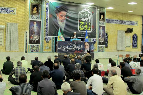 تصایر/ مراسم بزرگداشت ۱۴ و ۱۵ خرداد در بندر دیّر