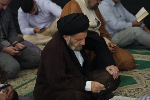 تصاویر قرائت دعای پرفیض عرفه در مصلای الغدیر خرم آباد