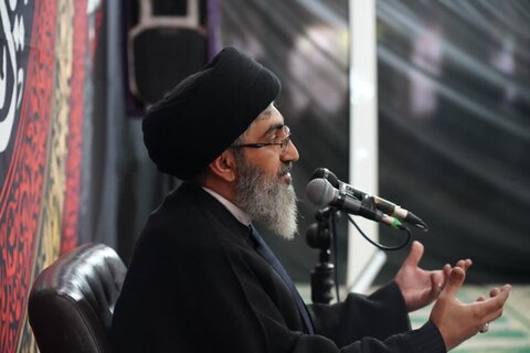 تصاویر قرائت دعای پرفیض عرفه در مصلای الغدیر خرم آباد
