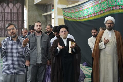 تصاویر قرائت دعای پرفیض عرفه در مصلای الغدیر خرم آباد