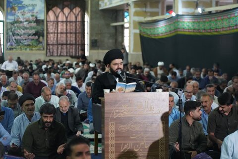 تصاویر قرائت دعای پرفیض عرفه در مصلای الغدیر خرم آباد