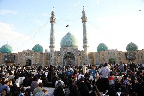 تصاویر/ مراسم دعای عرفه در مسجد مقدس جمکران