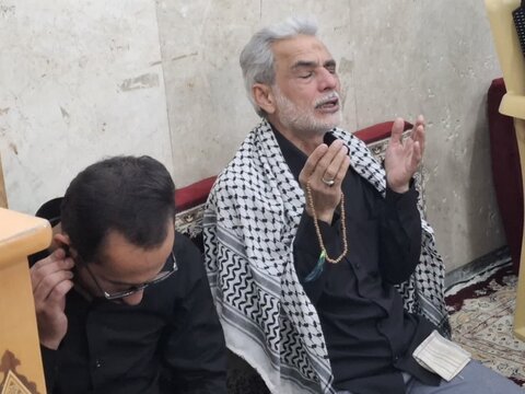 تصاویر/ مراسم معنوی دعای عرفه در امامزاده داوود(ع) قمصر