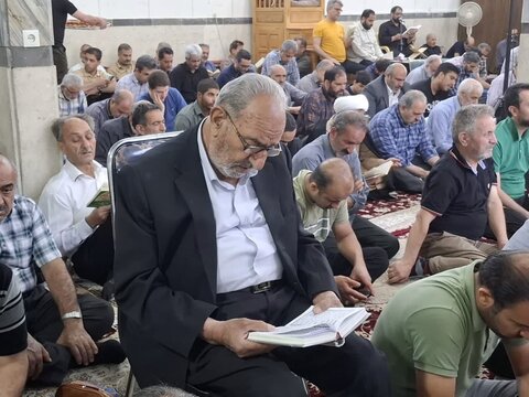 تصاویر/ مراسم معنوی دعای عرفه در امامزاده داوود(ع) قمصر