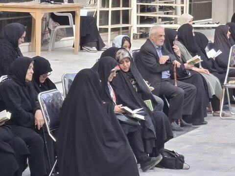 تصاویر/ مراسم معنوی دعای عرفه در امامزاده داوود(ع) قمصر