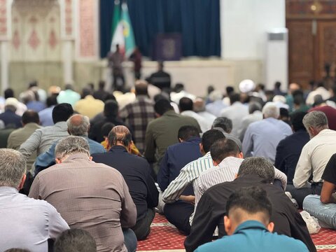 تصاویر/ مراسم دعای پر فیض عرفه در  مسجد جامع بندرعباس