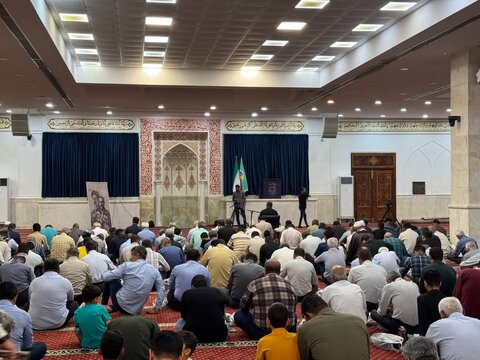 تصاویر/ مراسم دعای پر فیض عرفه در  مسجد جامع بندرعباس