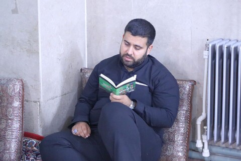 تصاویر/ برگزاری مراسم پرفیض قرائت دعای عرفه در مدرسه علمیه مصلی یزد