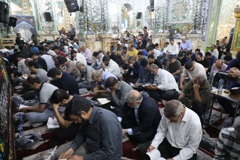 مراسم قرائت دعای عرفه درآستان مقدس امامزاده حسن کرج