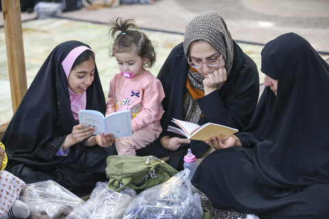 تصاویر| برگزاری دعای عرفه در حرم مطهر سیدعلاالدین حسین(ع)