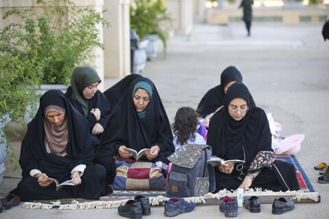 تصاویر| برگزاری دعای عرفه در حرم مطهر سیدعلاالدین حسین(ع)