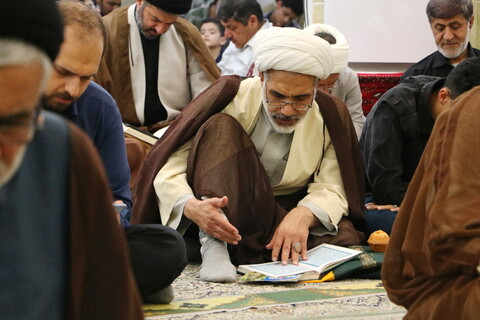 تصاویر/ قرائت دعای عرفه در مساجد استان قم