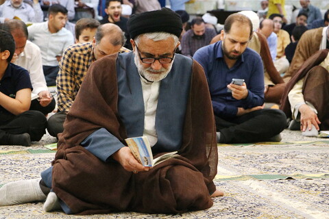 تصاویر/ قرائت دعای عرفه در مساجد استان قم