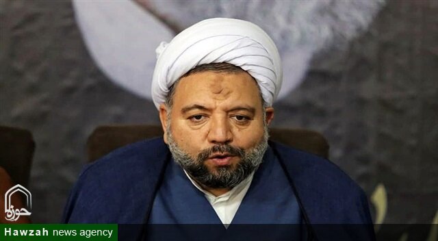 نقش محوری روز عرفه در تقویت فرهنگ دعا و استمرار راه شهیدان انقلاب اسلامی