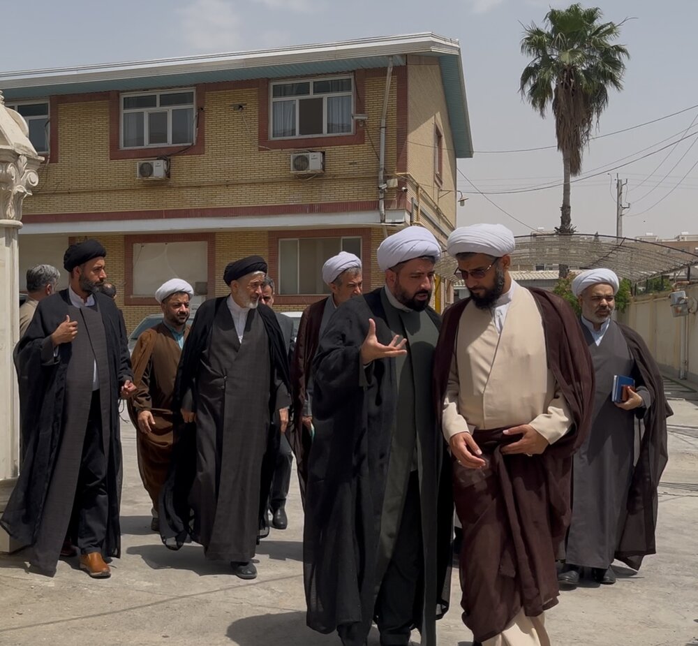 امام راحل، احیاگر اسلام ناب و ادامهدهنده مسیر پیامبر(ص) بود+ عکس