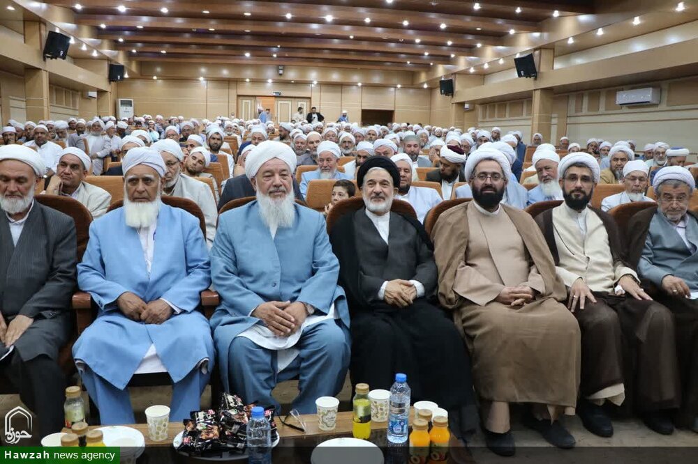 امام راحل، احیاگر اسلام ناب و ادامه‌دهنده مسیر پیامبر(ص) بود+ عکس