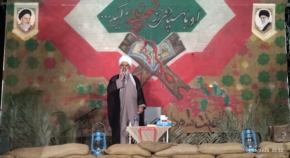 شهدا براساس هدایت‌های پیامبرگونه امام راحل جانشان را فدا کردند