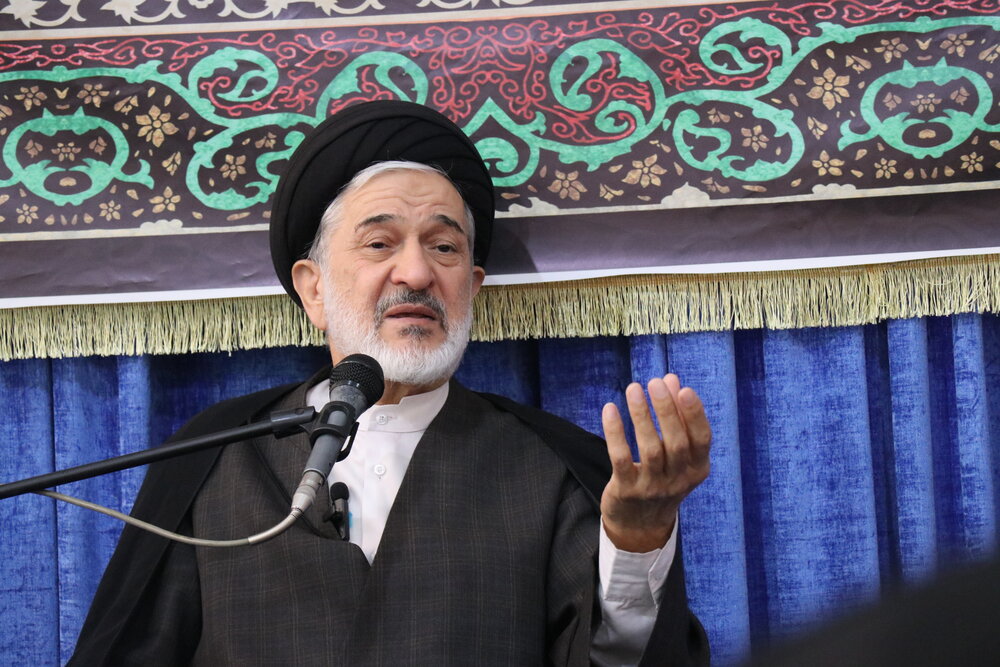 مشاور رئیس‌جمهور در گنبدکاووس+ عکس/ حوزه علمیه متناسب با نیازهای ۵۰ سال آینده نیروی انسانی تربیت کند