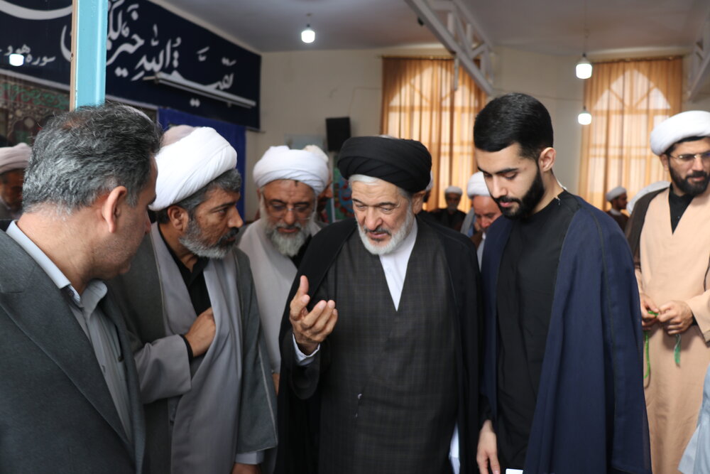 مشاور رئیسجمهور در گنبدکاووس+ عکس/ حوزه علمیه متناسب با نیازهای ۵۰ سال آینده نیروی انسانی تربیت کند