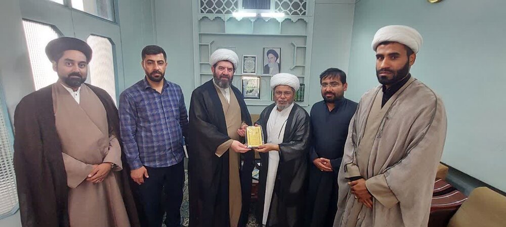 علامہ شبیر حسن میثمی سے زہرا (س) اکیڈمی قم میں علماء و طلاب کی ملاقاتیں / مختلف امور پر گفتگو