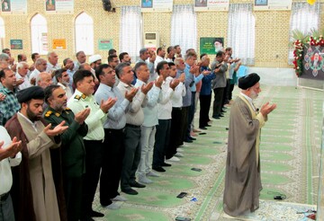 تصاویر/ نماز عید قربان در بندر دیر