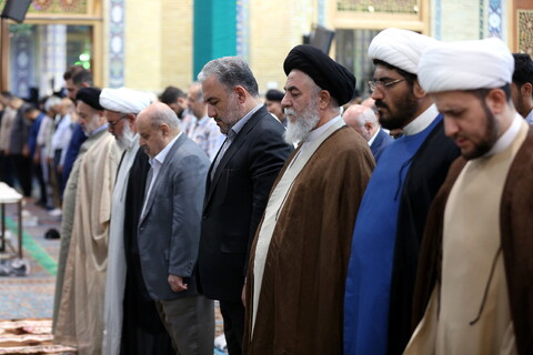 تصاویر/ اقامه نماز عید قربان در مسجد مقدس جمکران