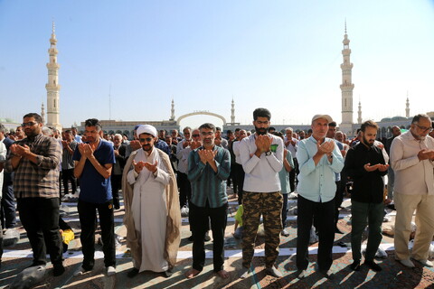 تصاویر/ اقامه نماز عید قربان در مسجد مقدس جمکران