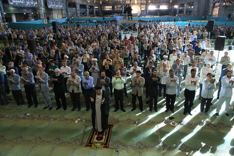 تصاویر / اقامه نماز سعید عید قربان در شهر اصفهان