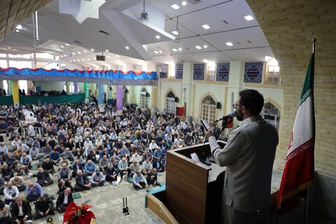 تصاویر /  اقامه‌ نماز عید سعید قربان در همدان