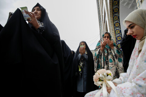 تصاویر/ اقامه نماز عید قربان در حرم مطهر رضوی